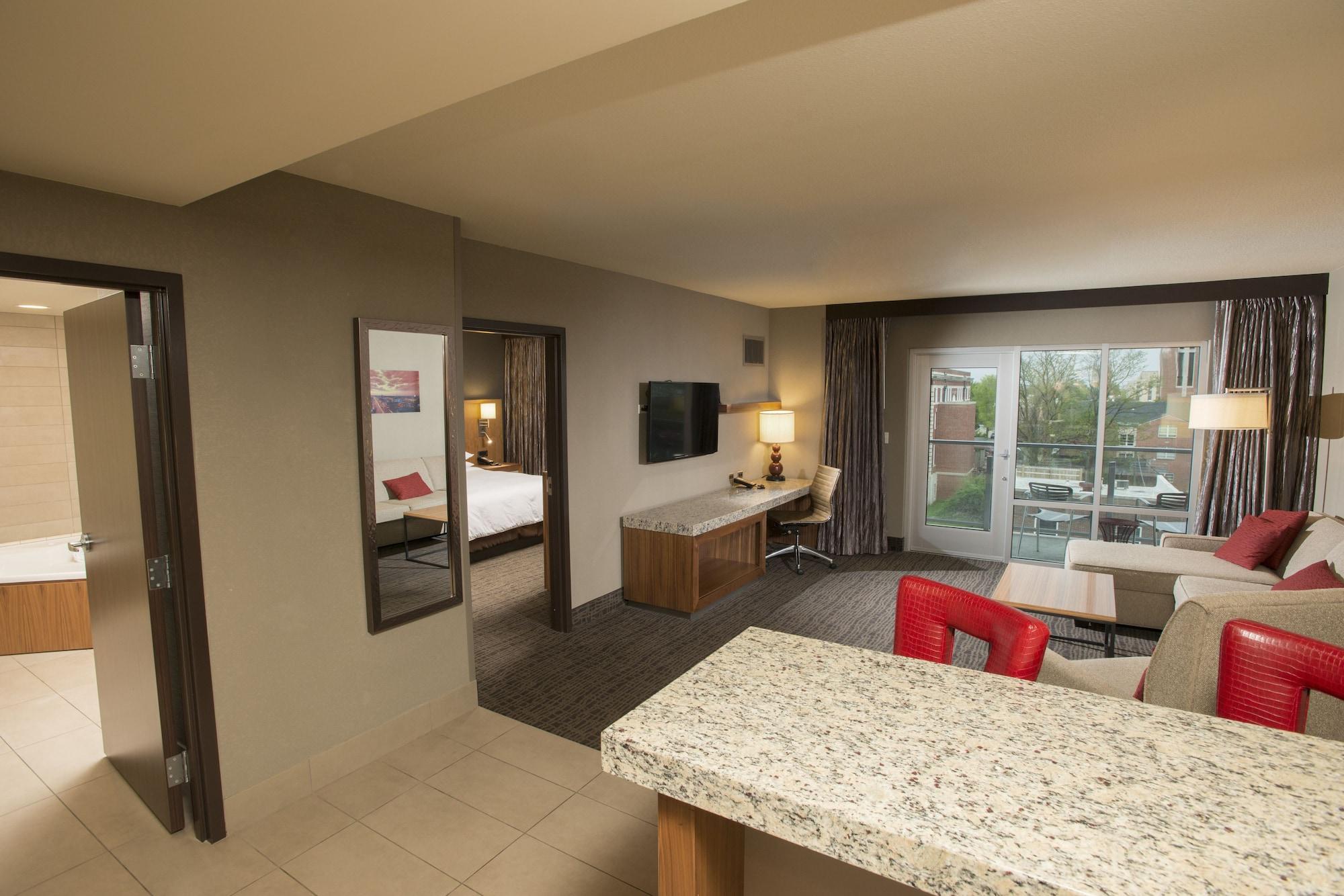 The Broadway Columbia - A Doubletree By Hilton Hotel Экстерьер фото