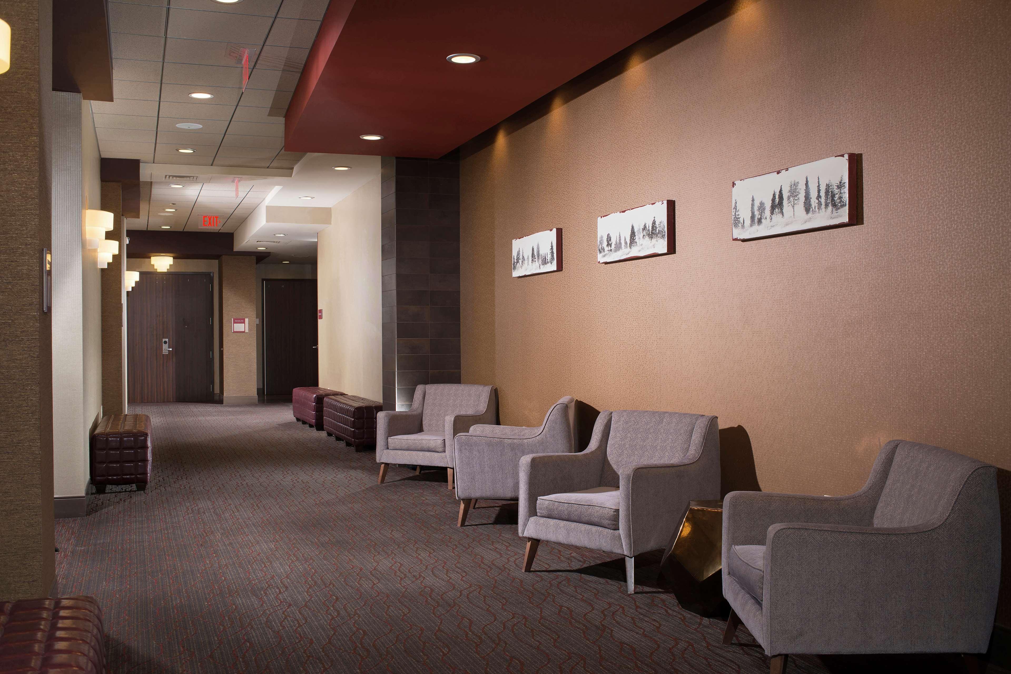 The Broadway Columbia - A Doubletree By Hilton Hotel Экстерьер фото
