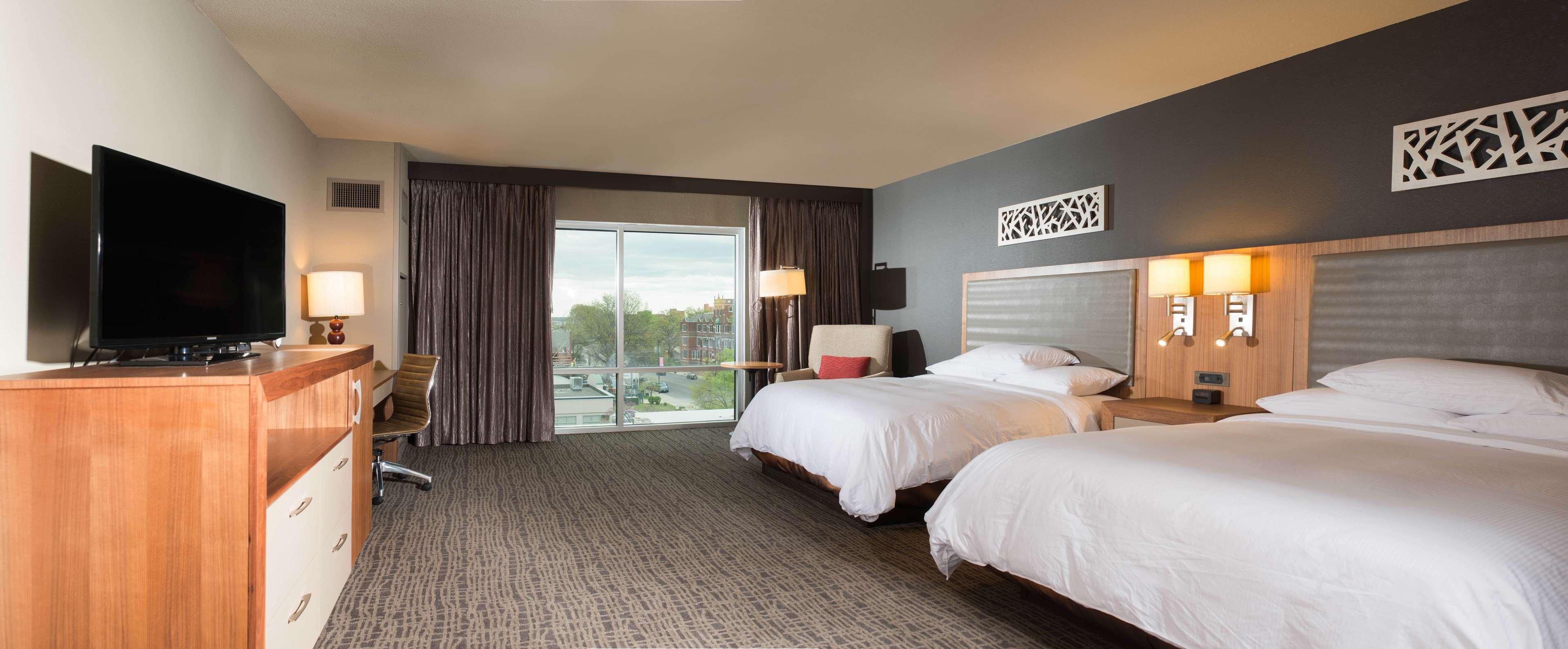 The Broadway Columbia - A Doubletree By Hilton Hotel Экстерьер фото