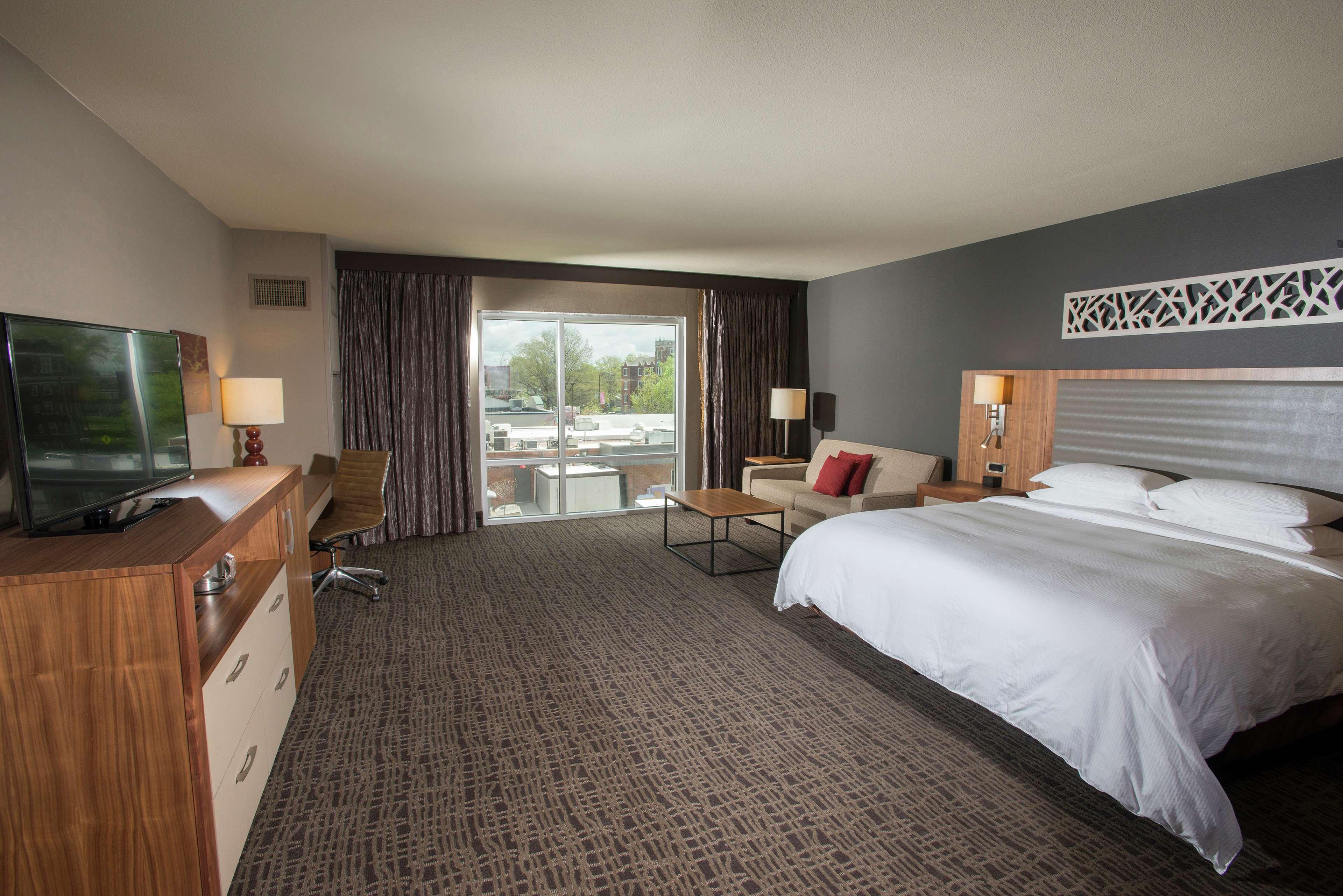 The Broadway Columbia - A Doubletree By Hilton Hotel Экстерьер фото