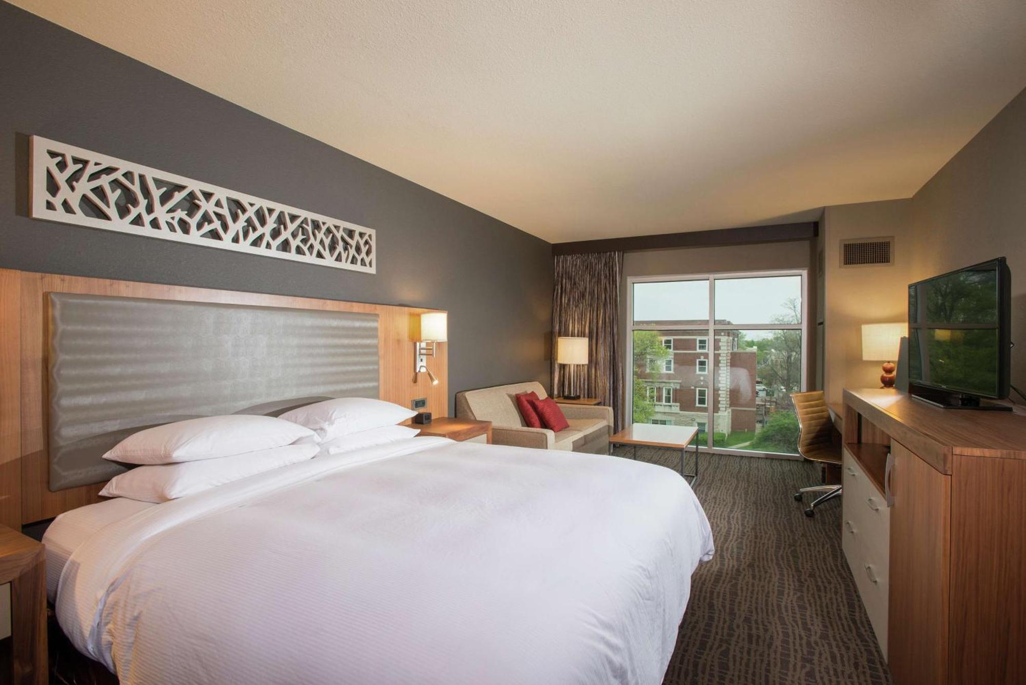 The Broadway Columbia - A Doubletree By Hilton Hotel Экстерьер фото